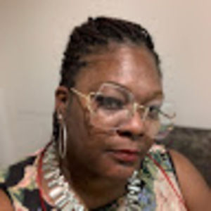 Meet your Posher, Tami